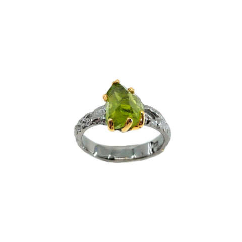 Rough Stone - 925 Sterling Silver Ring, Rough Faceted Peridot, Plated with 3 Micron 22K Yellow Gold and Grey Ruthenium